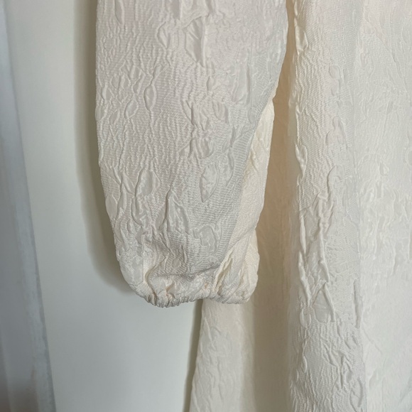 Sachin + Babi Ivory Puff Sleeve Dress - NEVER WORN - Picture 3 of 4